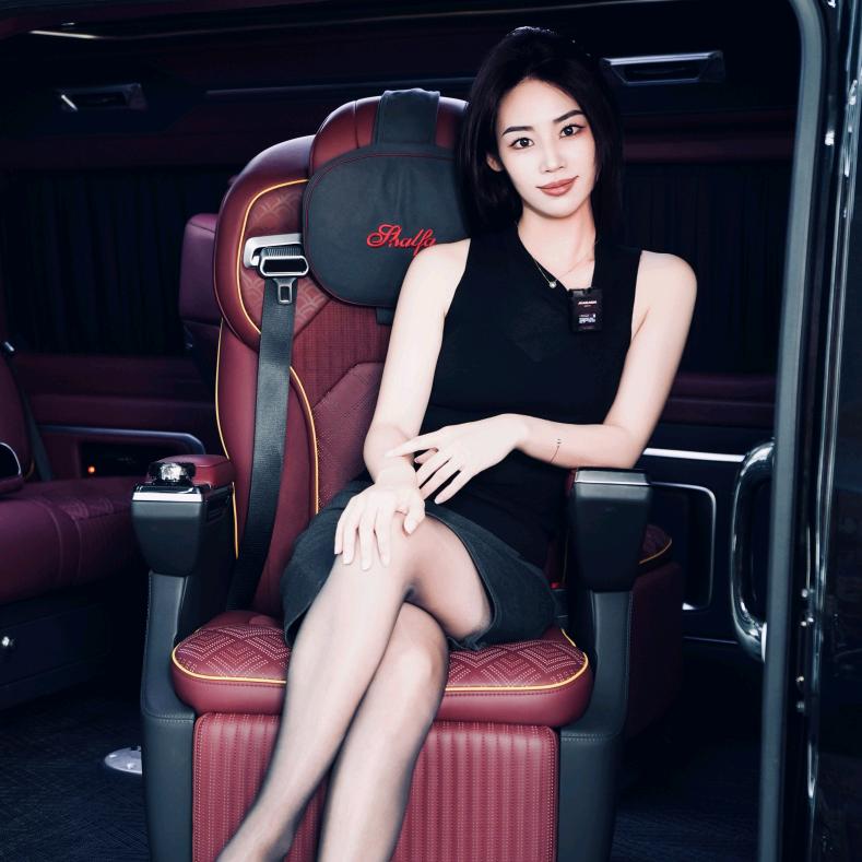 精诚丰田商务车——菲菲