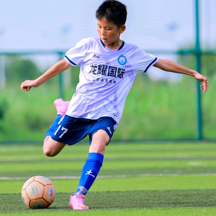 琴韵书香，拥抱未来