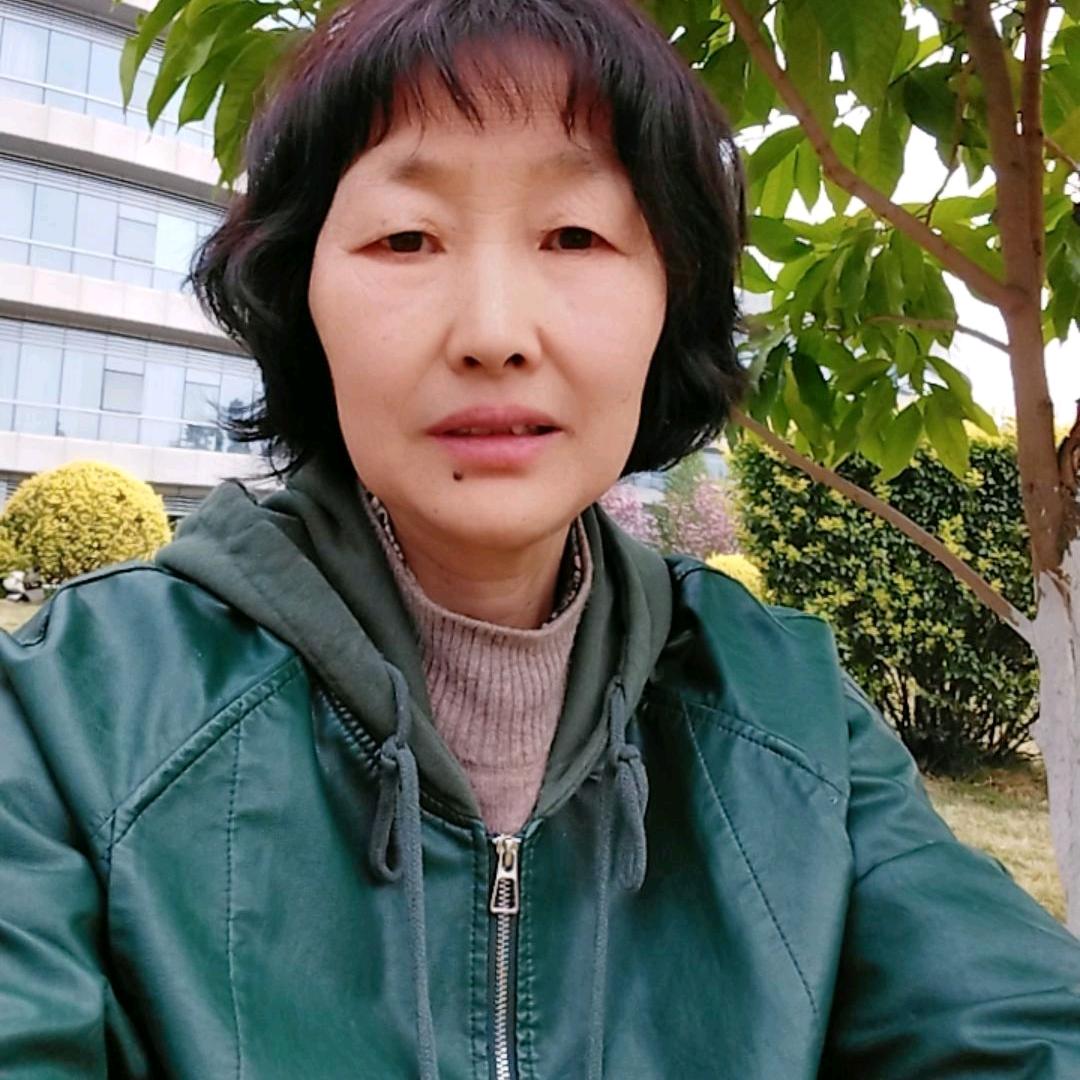 龙胆姐首播下午3点7分