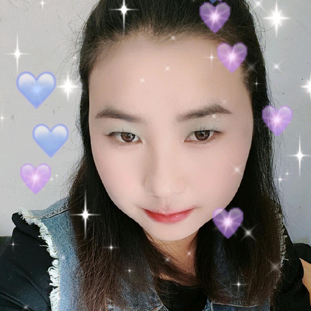 微笑掩饰所有悲伤