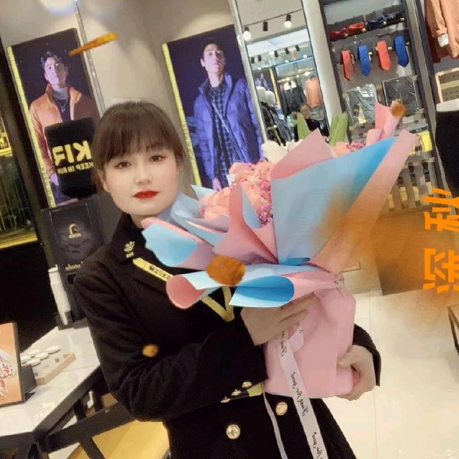 珂尔男装彭阳店婷婷