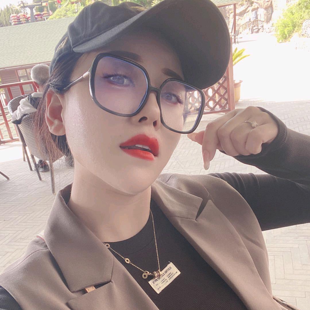 💞嗯 哼