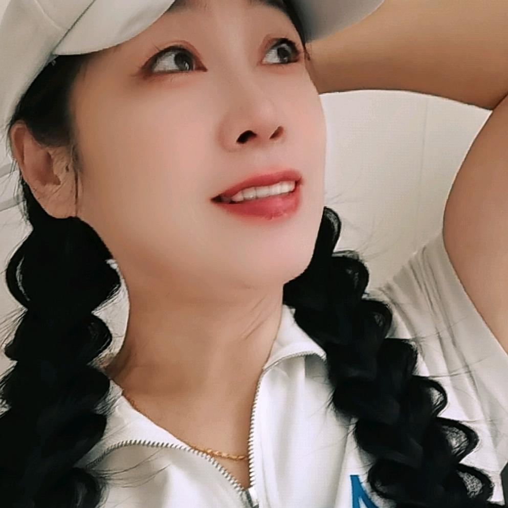 ꧁梅子꧂(͡° ͜ʖ ͡°)