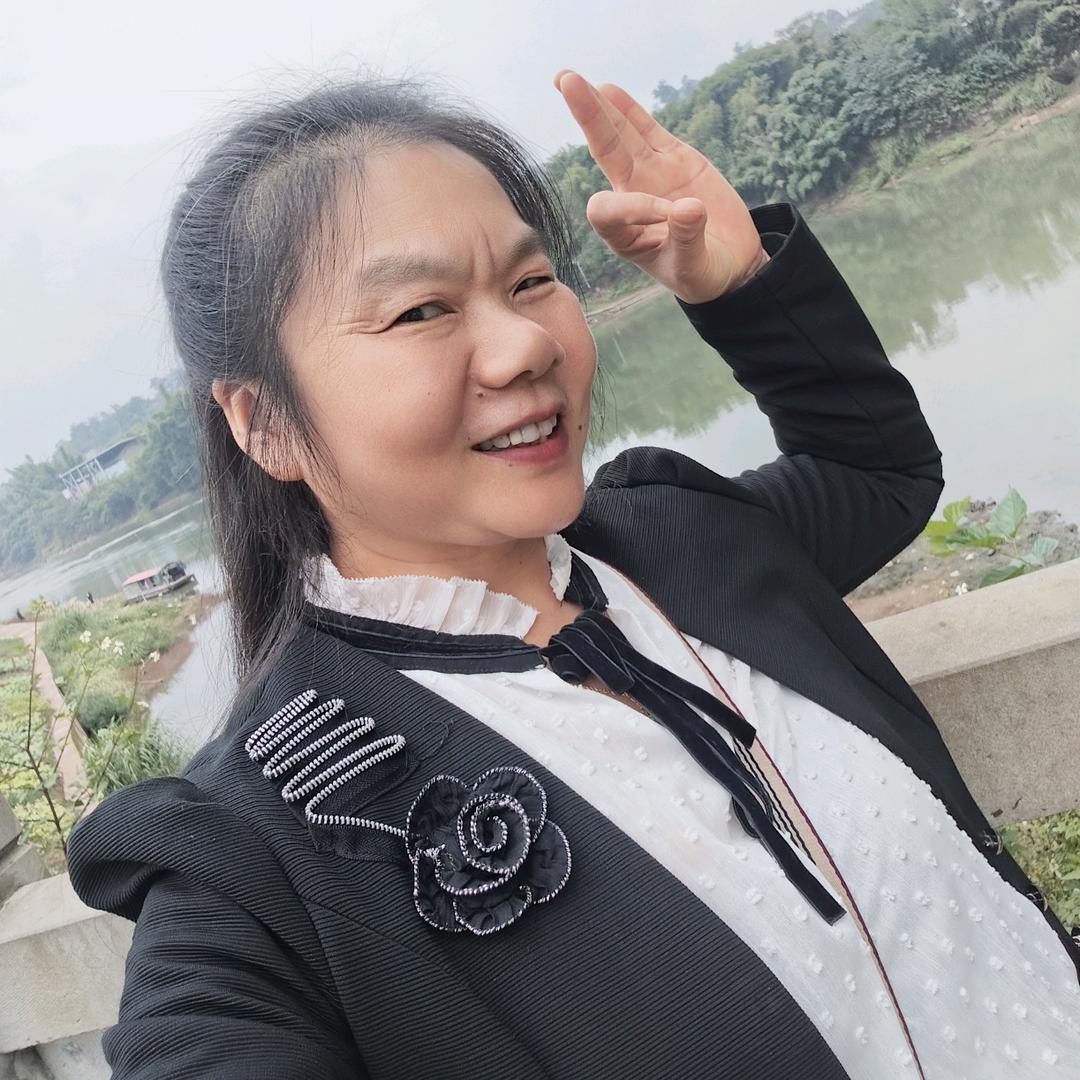 静静(上午8：20直播)首播学习中