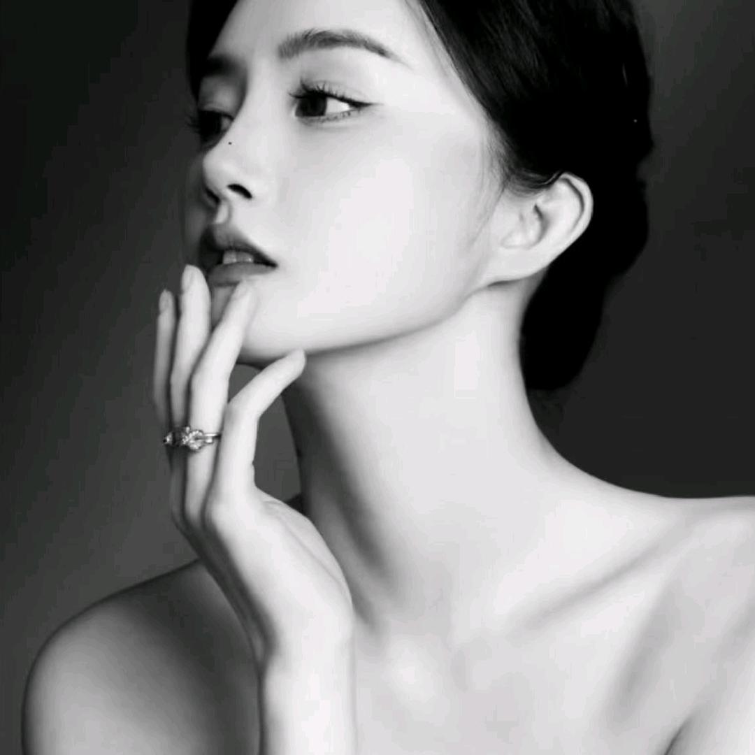 饺子～～（捻梅祛）