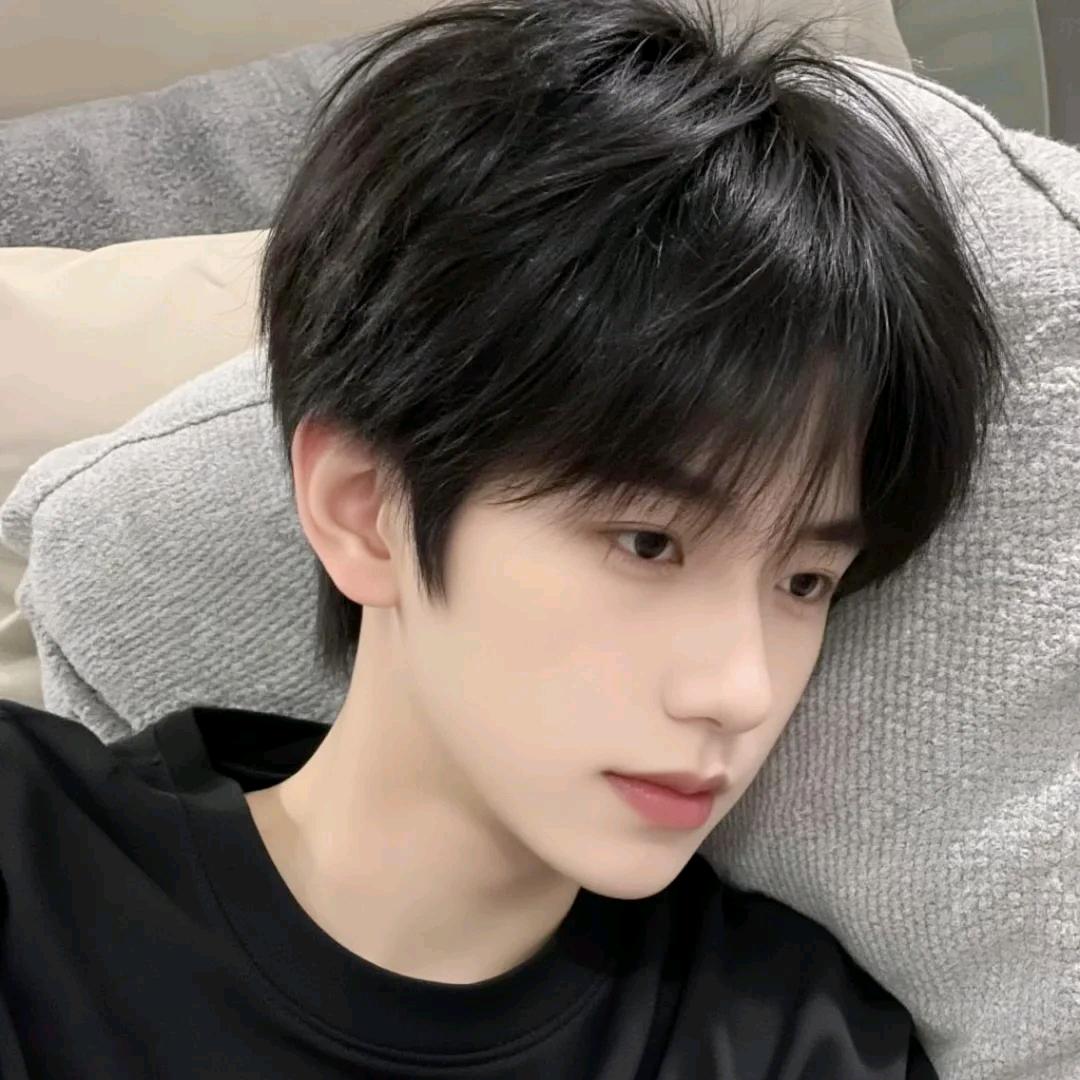 晨晨╭(╯ε╰)╮