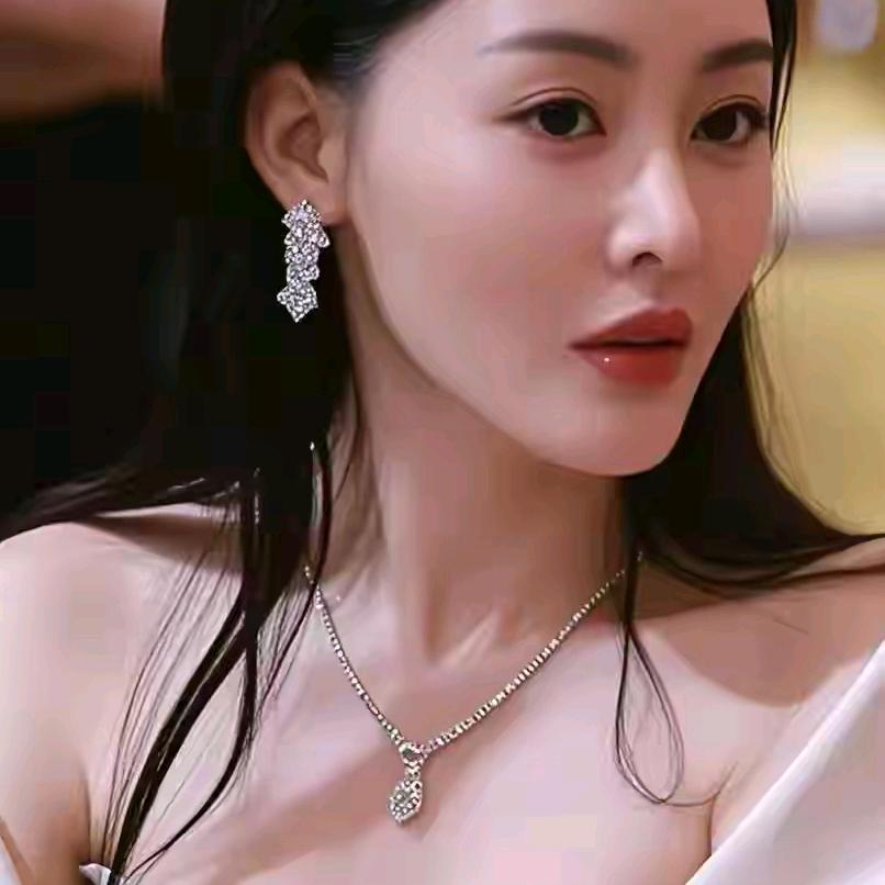 高冷的孟婆头像