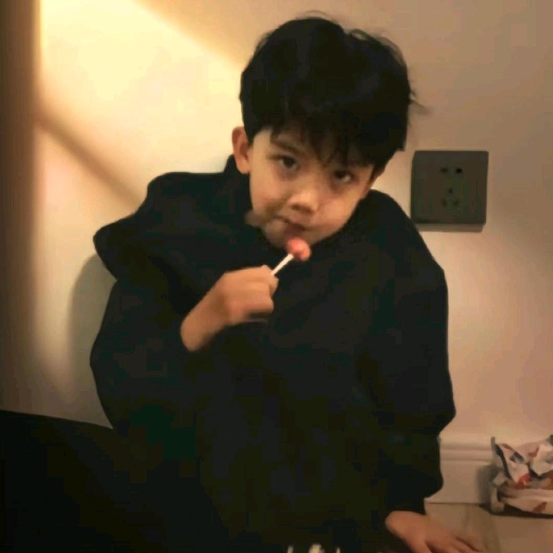 李——
