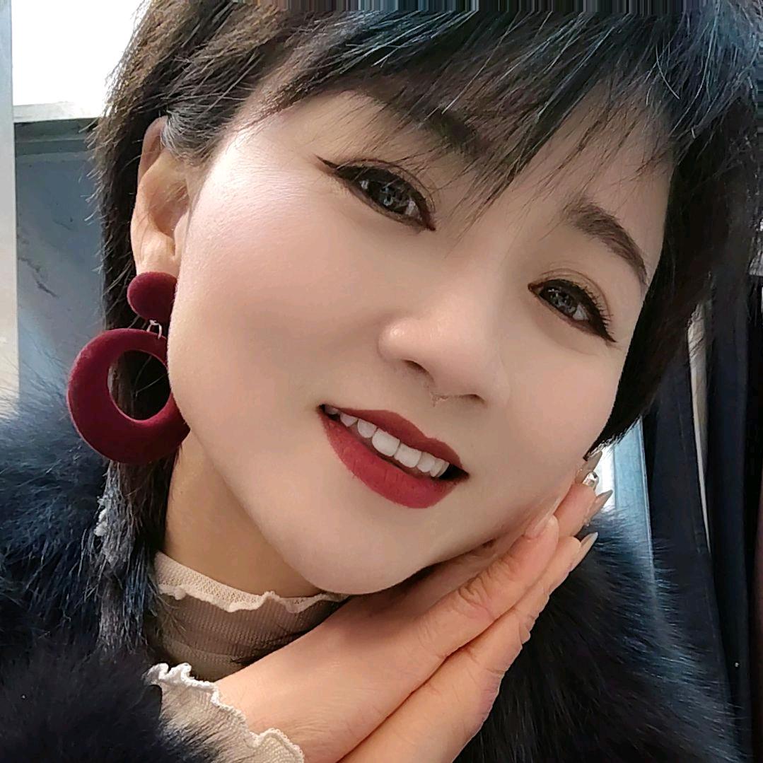 射洪县仁和镇水巷街辣妈衣橱