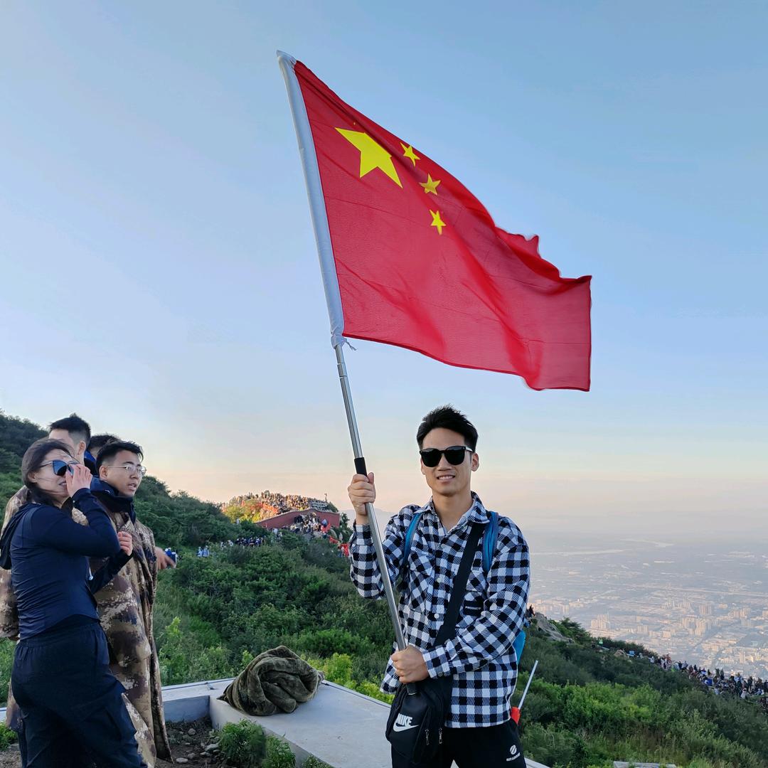 诚信旅游刘导