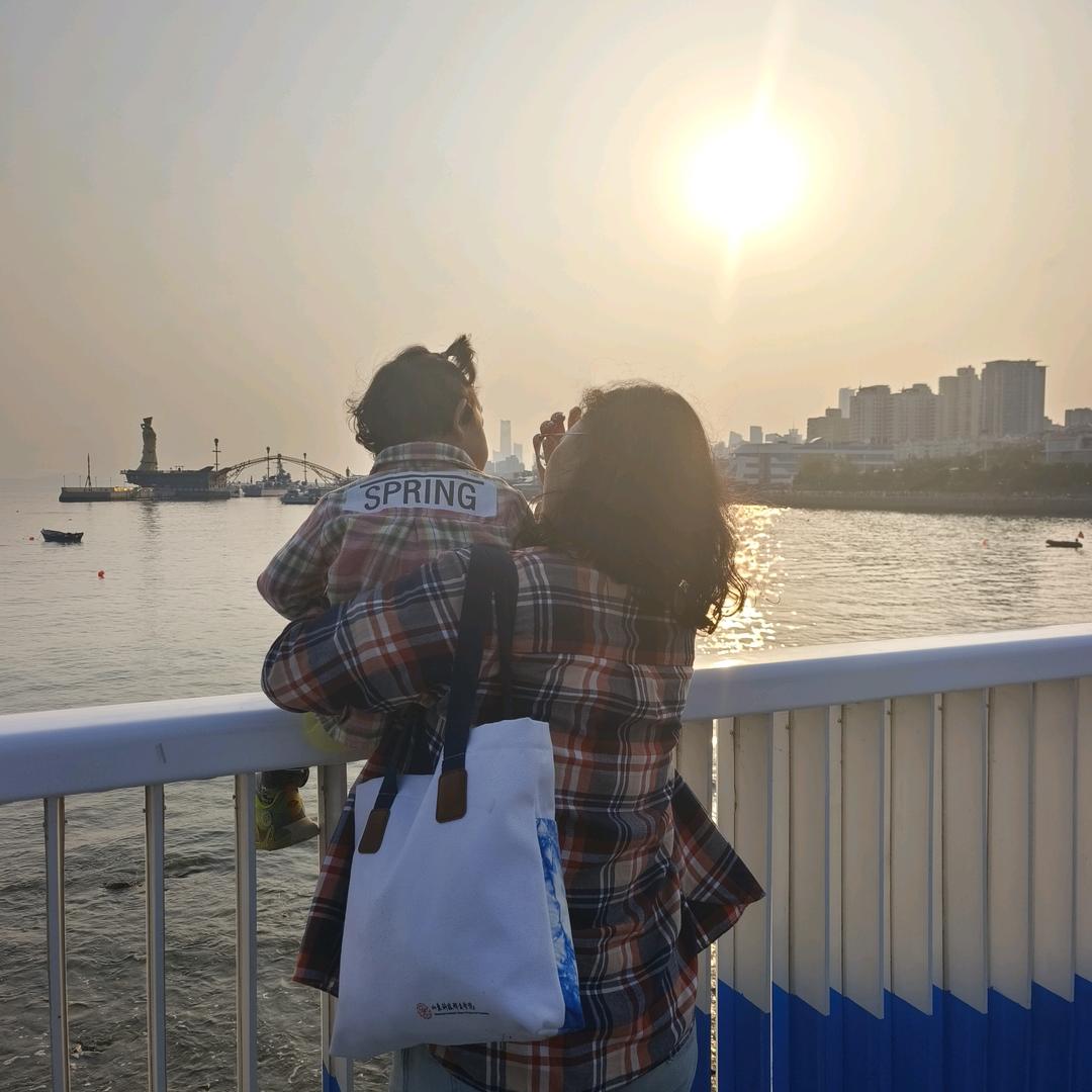 艳林