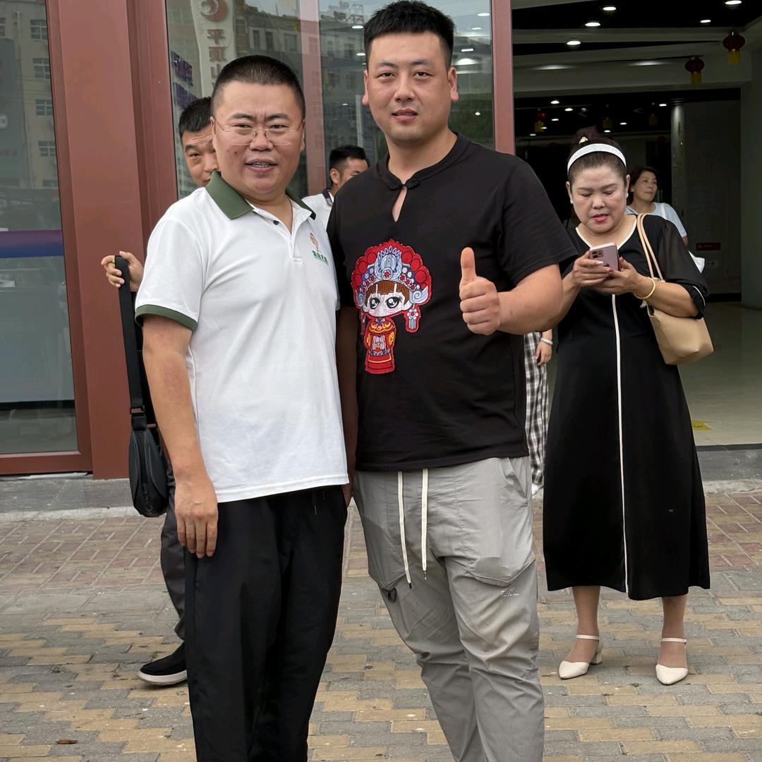 修车小雷-蛋总兄弟