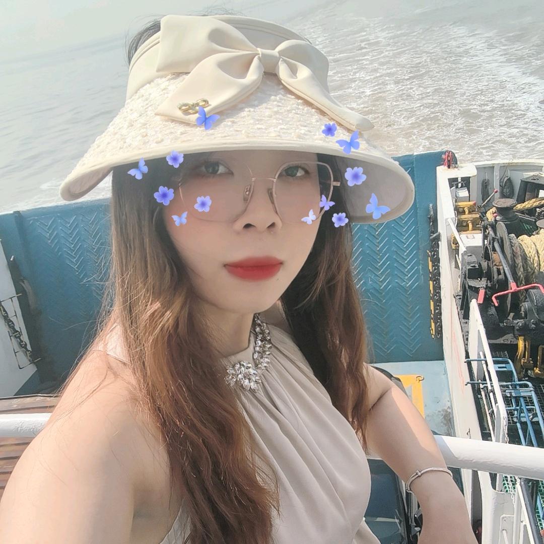龚小小