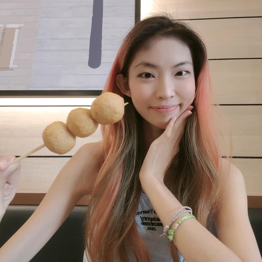 甜甜不甜🧸