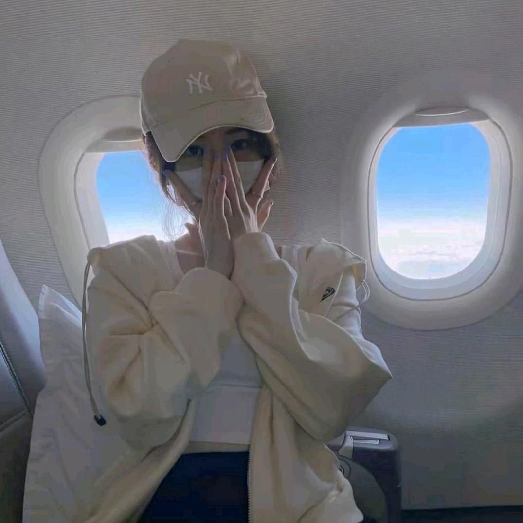 小米สาวอาคาลาว🇱🇦🇨🇳