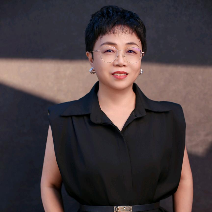 @张玲