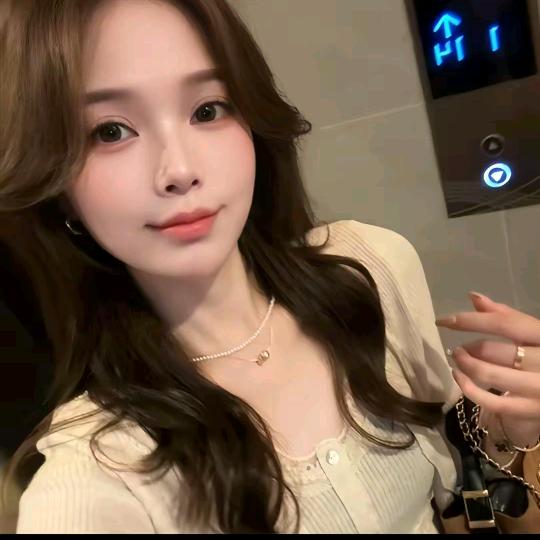 萱萱辰精品服饰-爆款返场