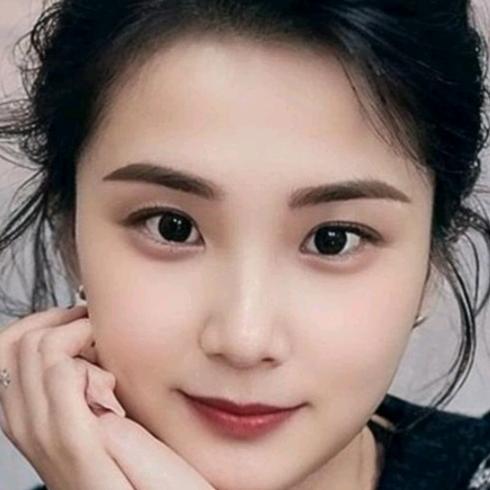 🕊ღ᭄ꦿ꯭微笑向暖🕊