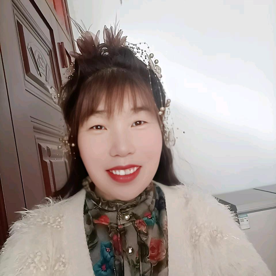 雪山飞舞