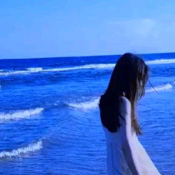 『深海不蓝』🐬