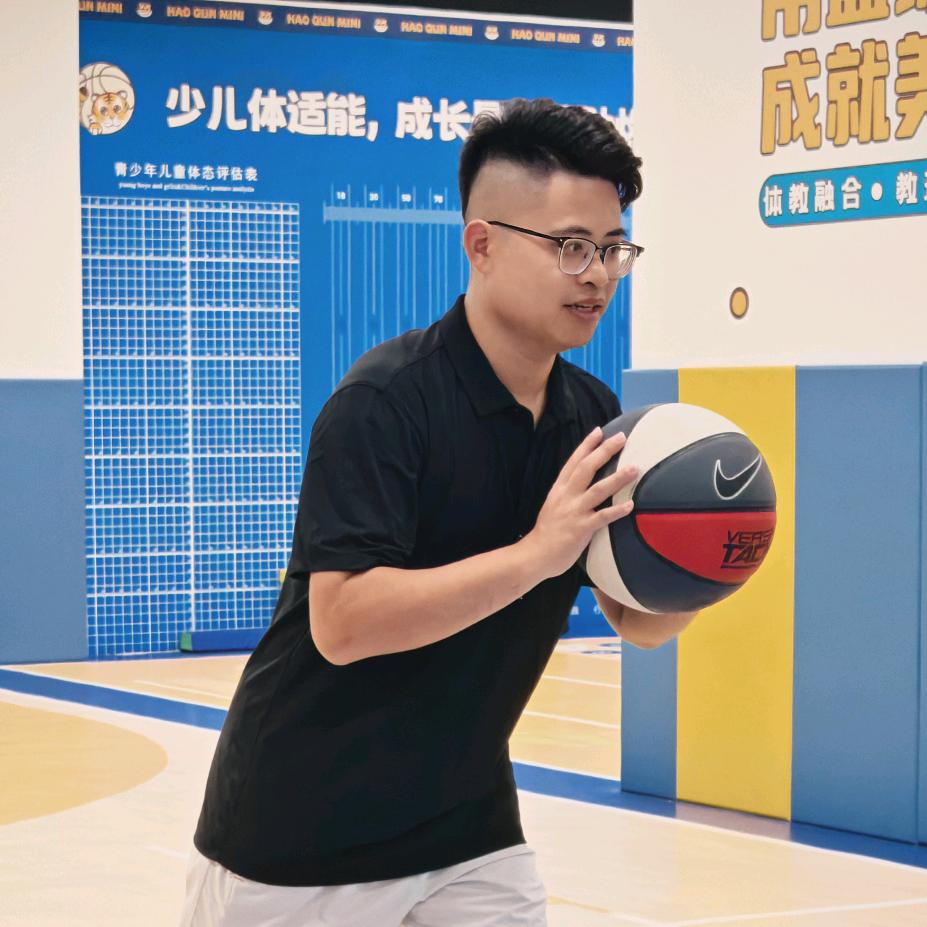 豪群炼盟(里水嘉洲校区)黎教练