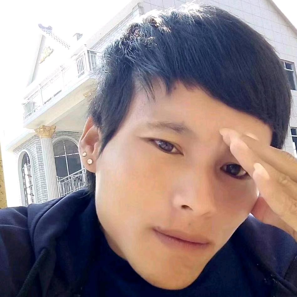 @情到深处人孤独@