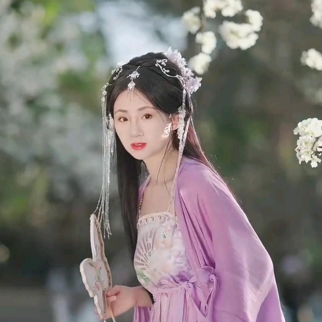 ღ᭄华姐꧔ꦿ᭄💕