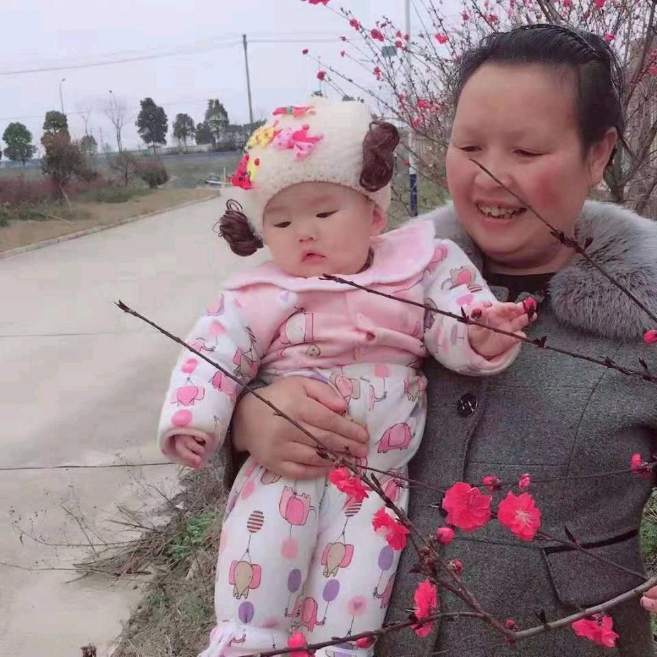 六姐（久遇妈妈）