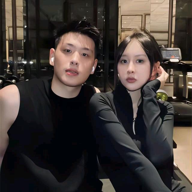 MBNL-F秦磊每日穿搭