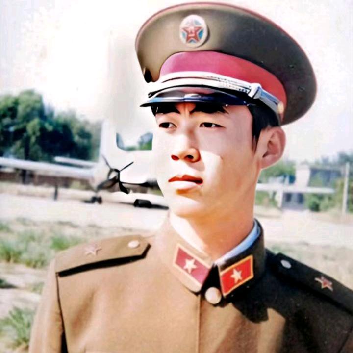 骑马看桃花