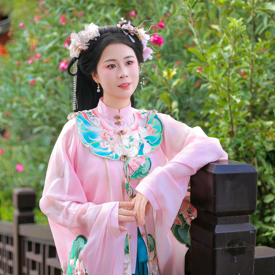 小燕姐