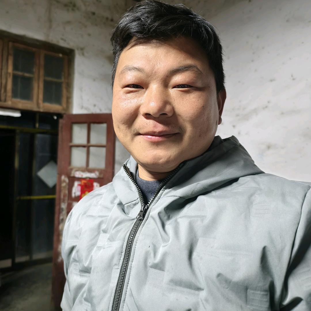 天山一狼毛豆购销陈胜