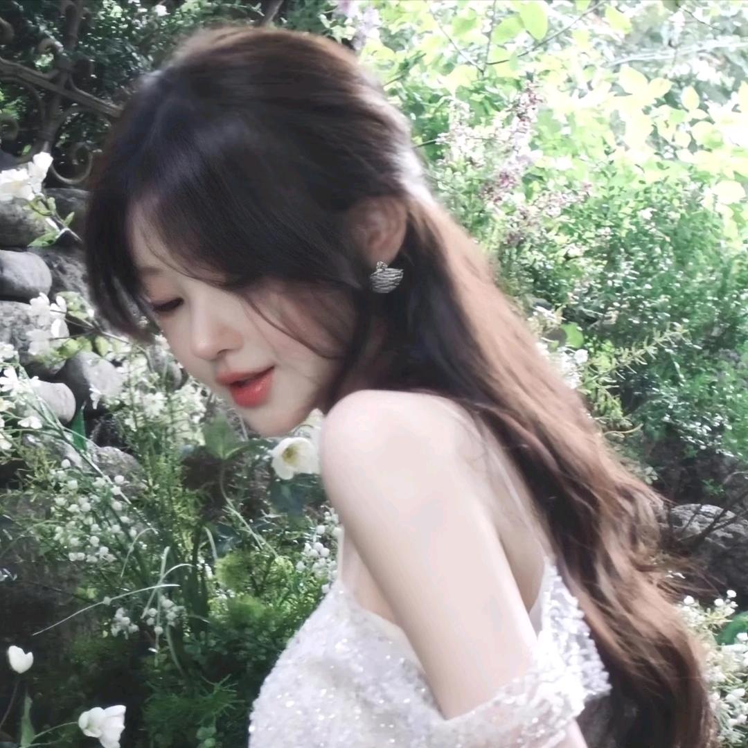 莉莉Lily