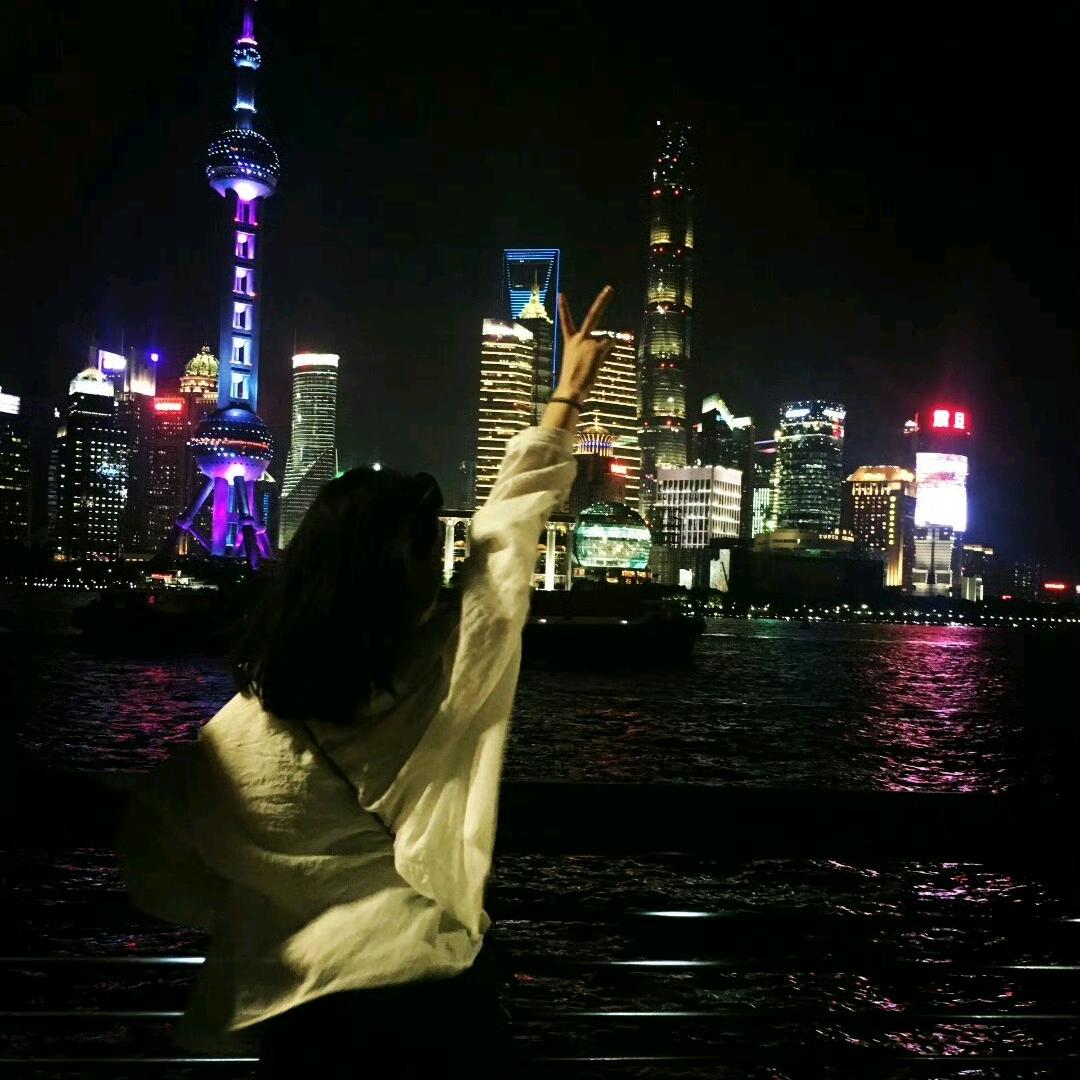 月亮亮不亮