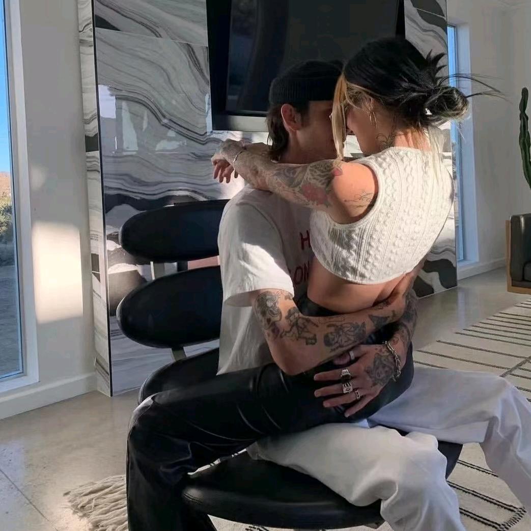 🤞🤞🏻🤞🏼🤞🏽🤞🏾