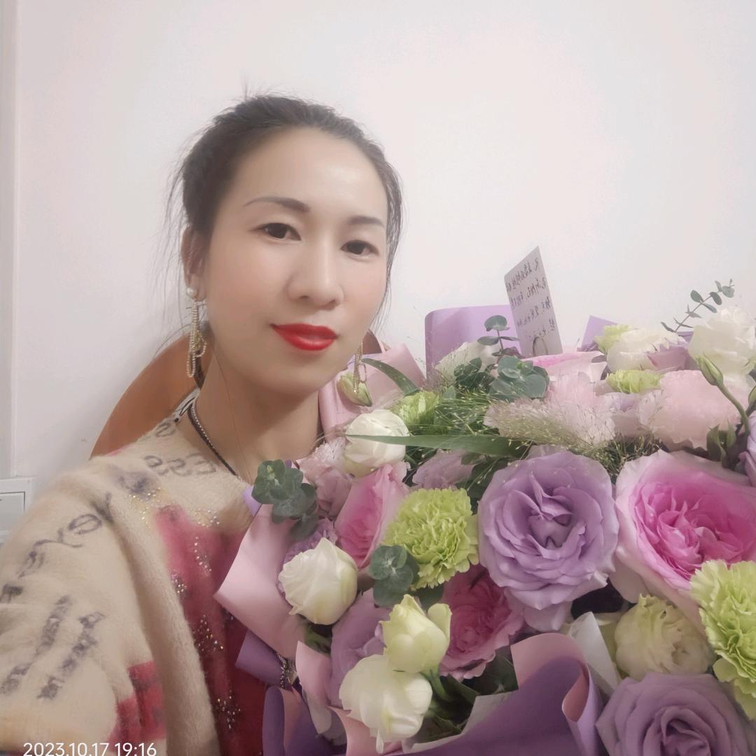 莹莹姐♥