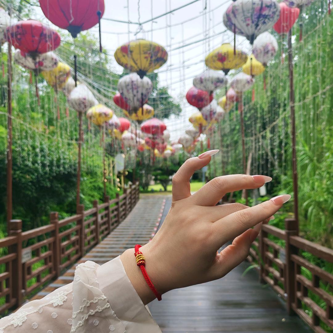 念泽吉祥