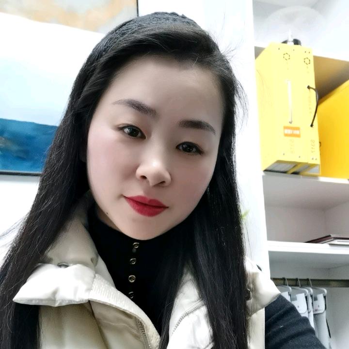 仁怀艾格艾美饰家家居张潇艺