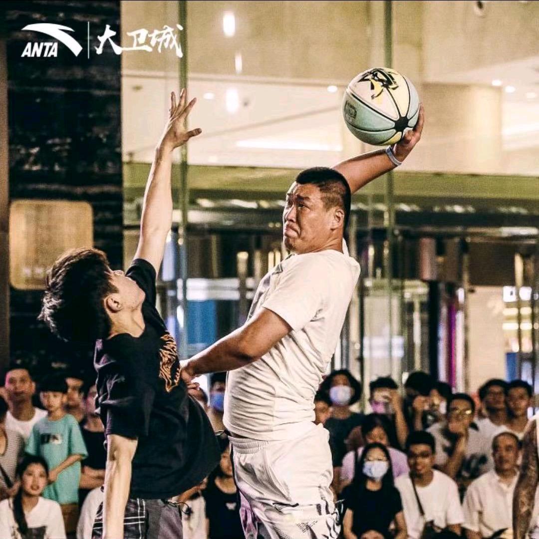 砸哥李岩