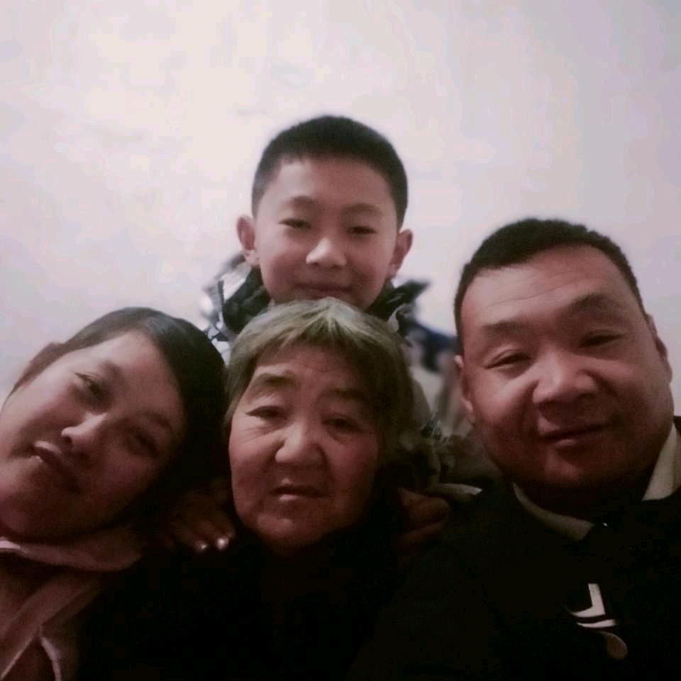 奋斗一天专业刮腻子