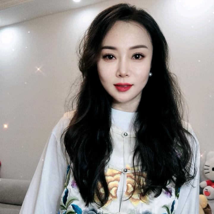 @红妹儿🎤（首播8点45分）