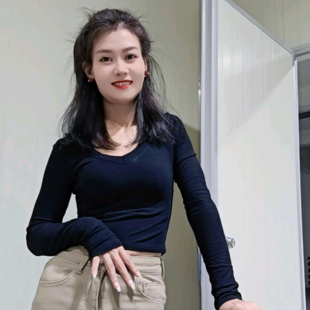 ℳ🥂卫入ꦿ꧉黄᭄心꧔ꦿ💗