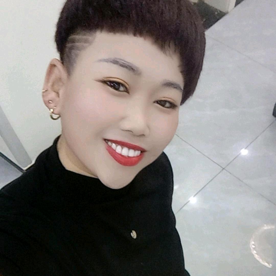 大名呼呼姐