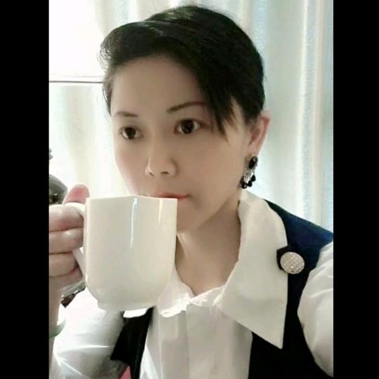 亦真亦假