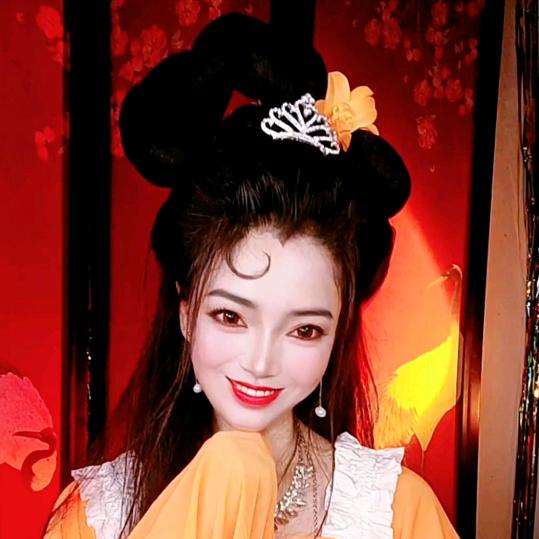 薇薇伊香🌻