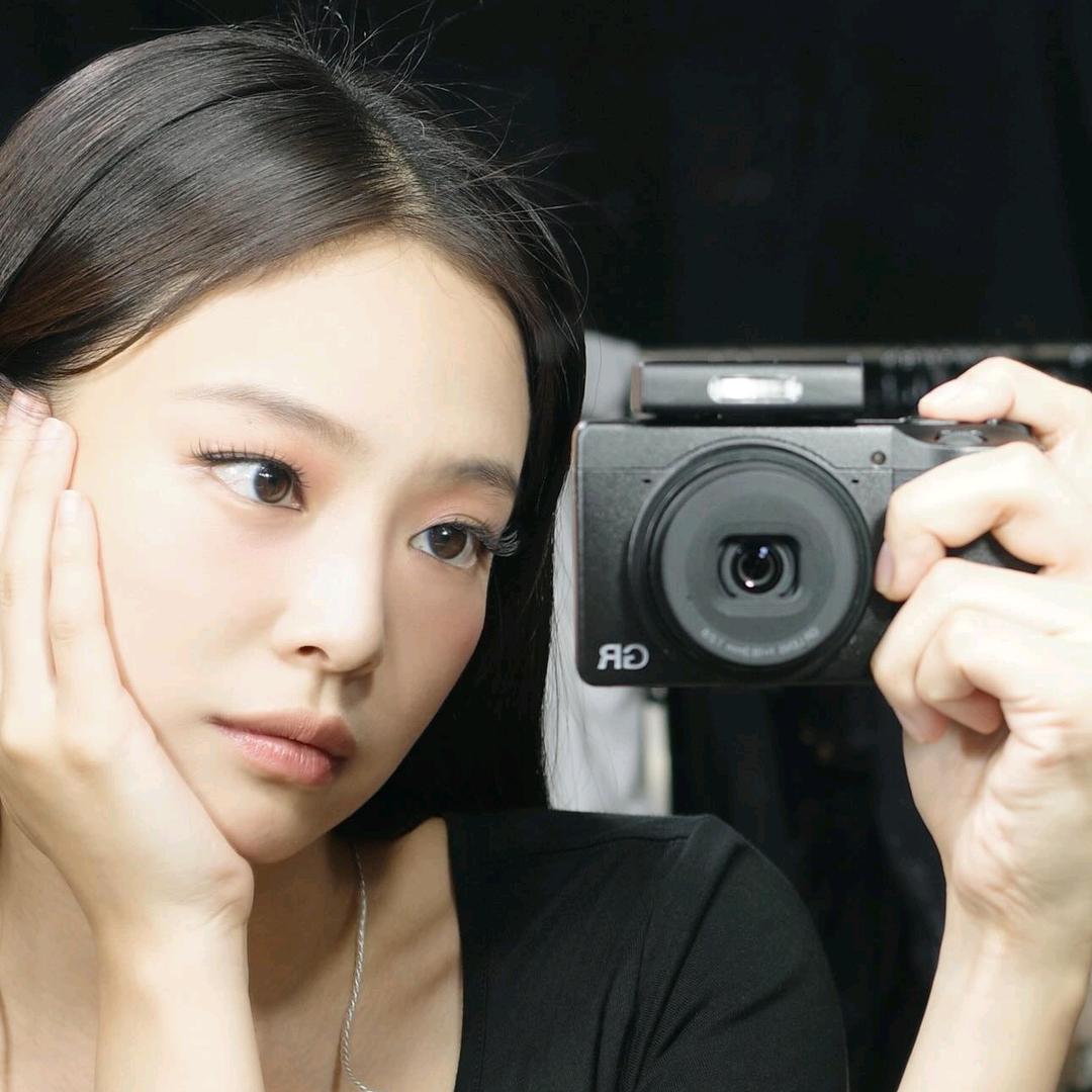 和老公离婚后他和我前女友玩起了4i