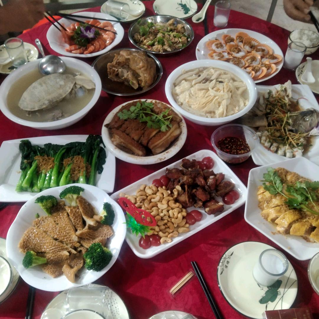 杰运常伴，刘媛有爱