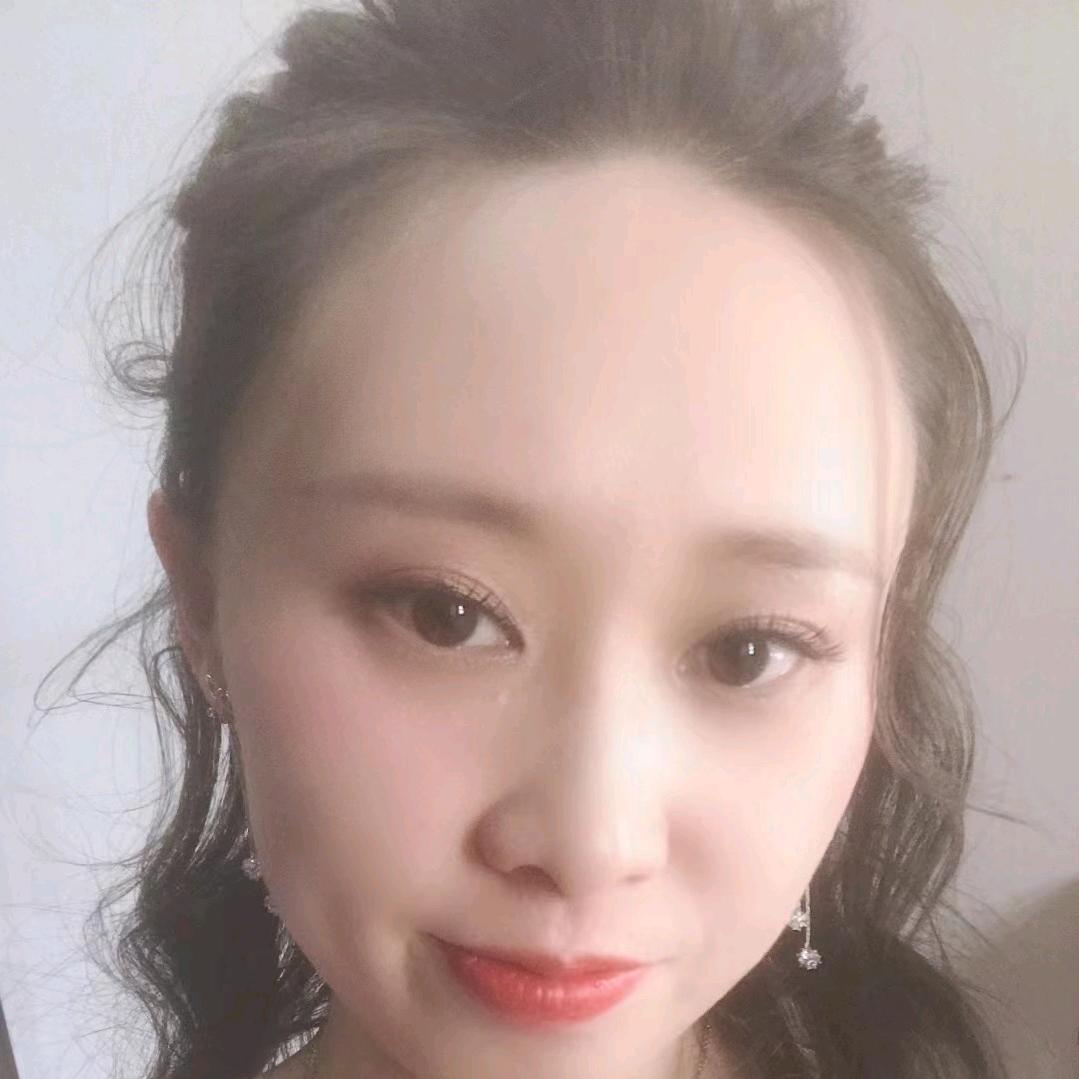 伊伊