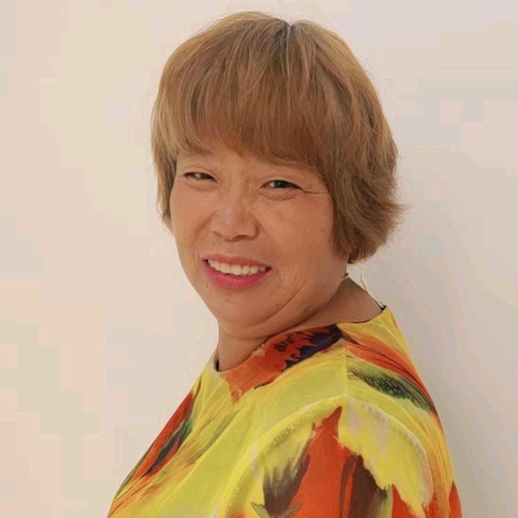 三老婆.
