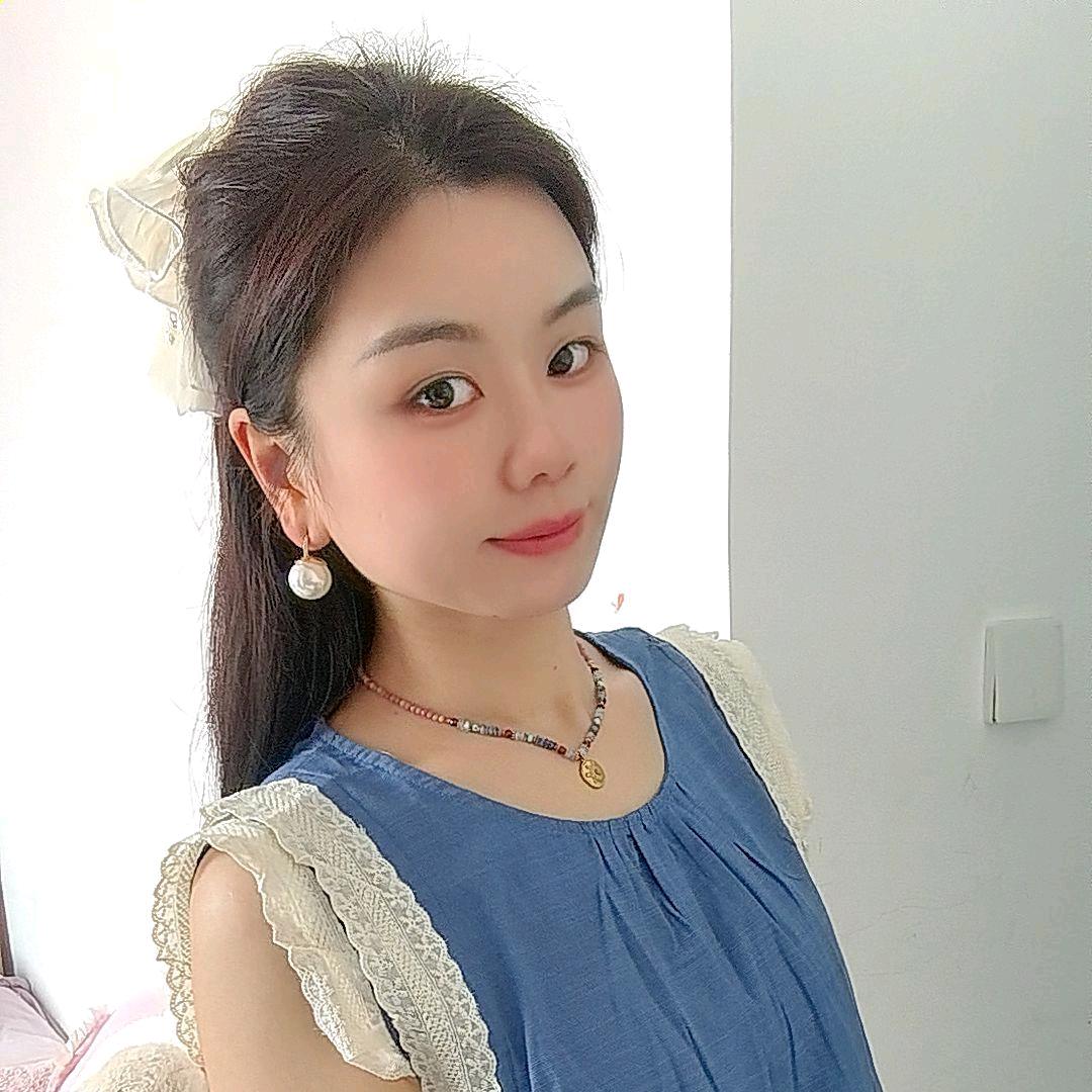 张晓芬